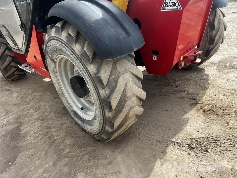 Manitou MT733 مناولات متداخلة