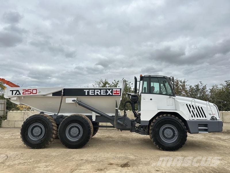 Terex TA250 ساحبات مفصلية