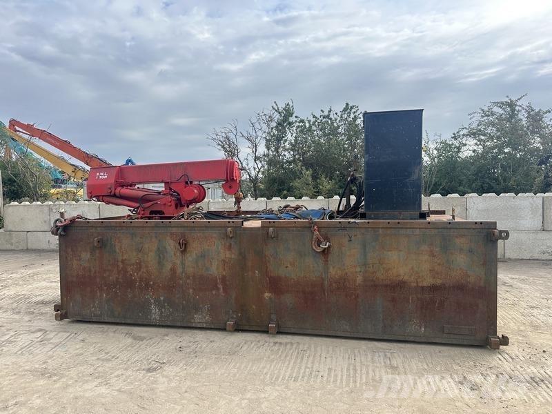 TMC Grove M977 رافعات أخرى