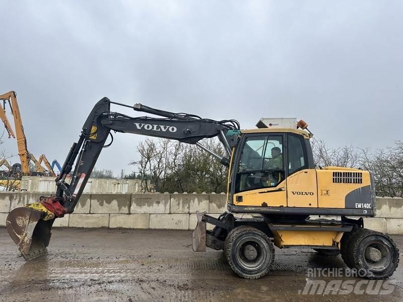 Volvo EW140 حفارات بعجل