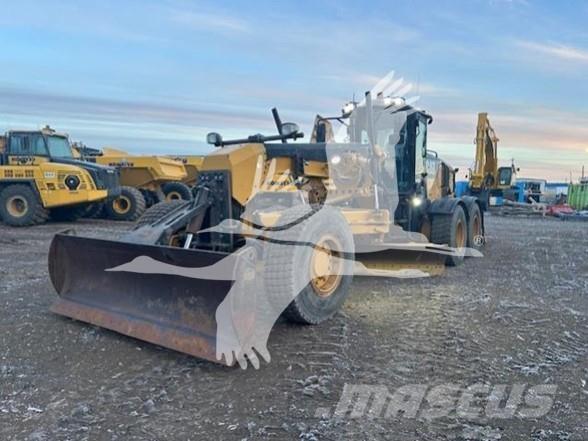 CAT 160M AWD معدات تمهيد الطرق
