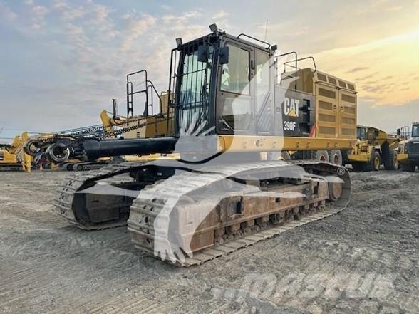 CAT 390FL حفارات زحافة