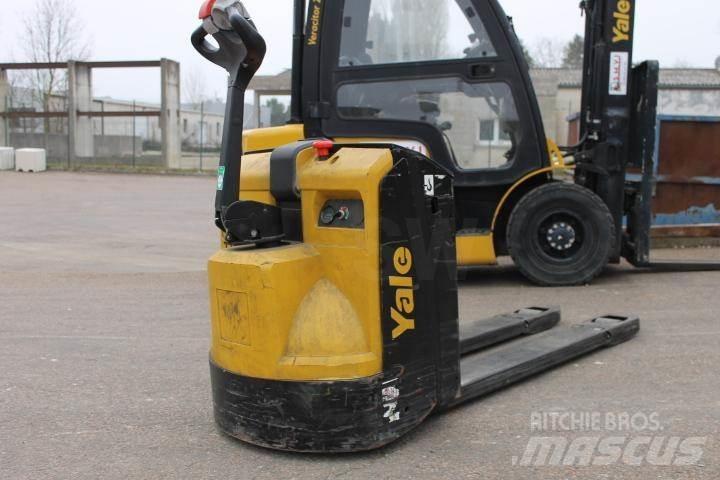Yale MP20AC معدات الرفع منخفض المستوى