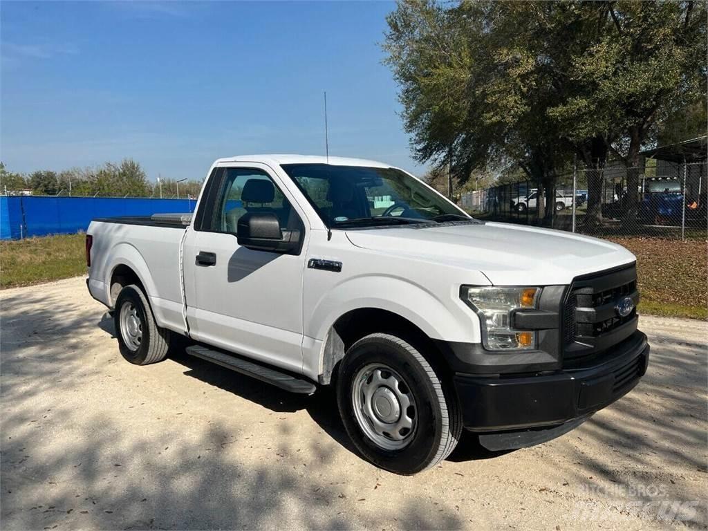 Ford F-150 شاحنات خفيفة/مفصلية الجوانب