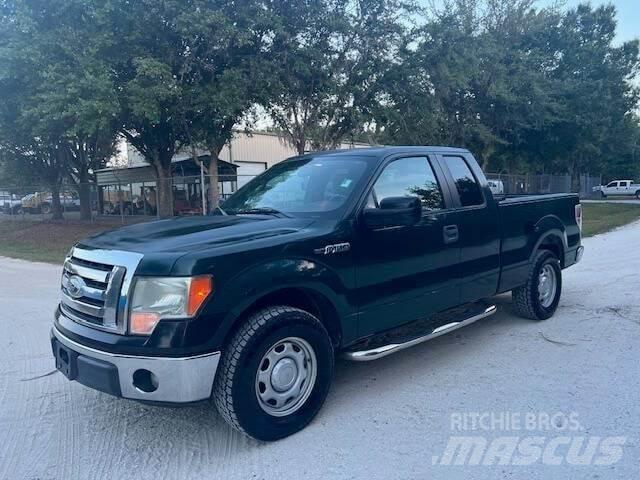 Ford F-150 شاحنات خفيفة/مفصلية الجوانب