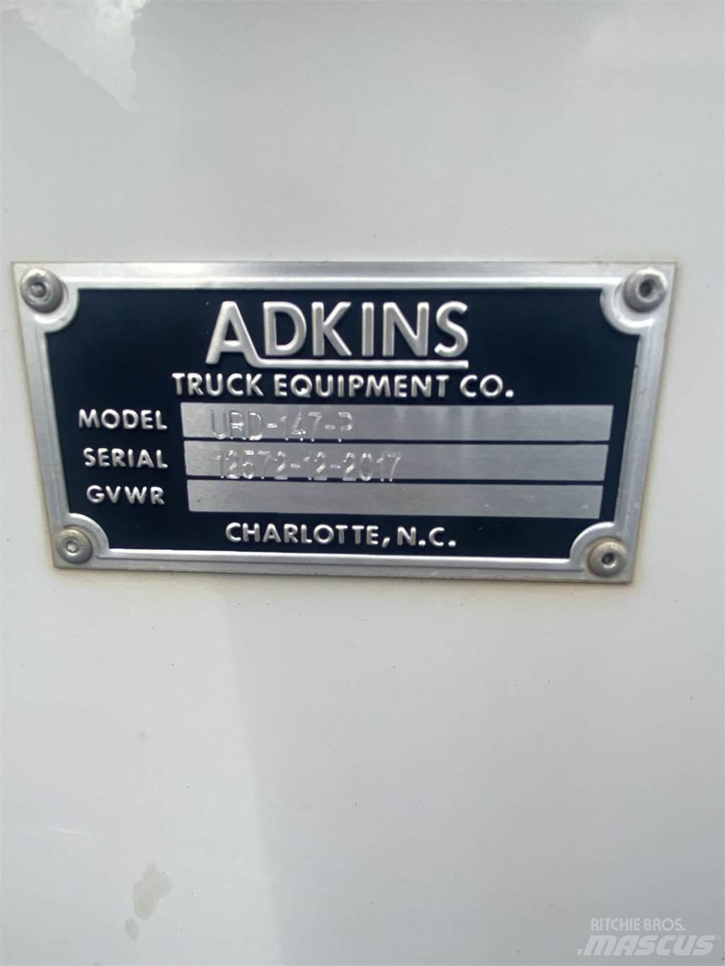  Adkins Service Body شاحنات أخرى