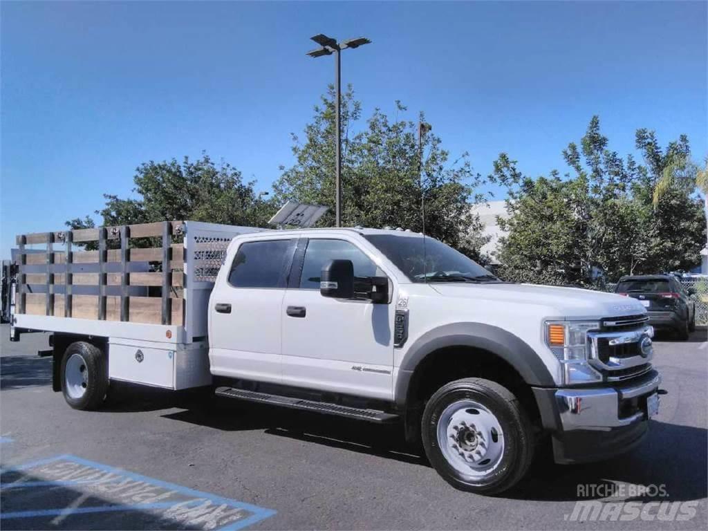 Ford F550 CREW CAB 4 شاحنات ذات هيكل صندوقي