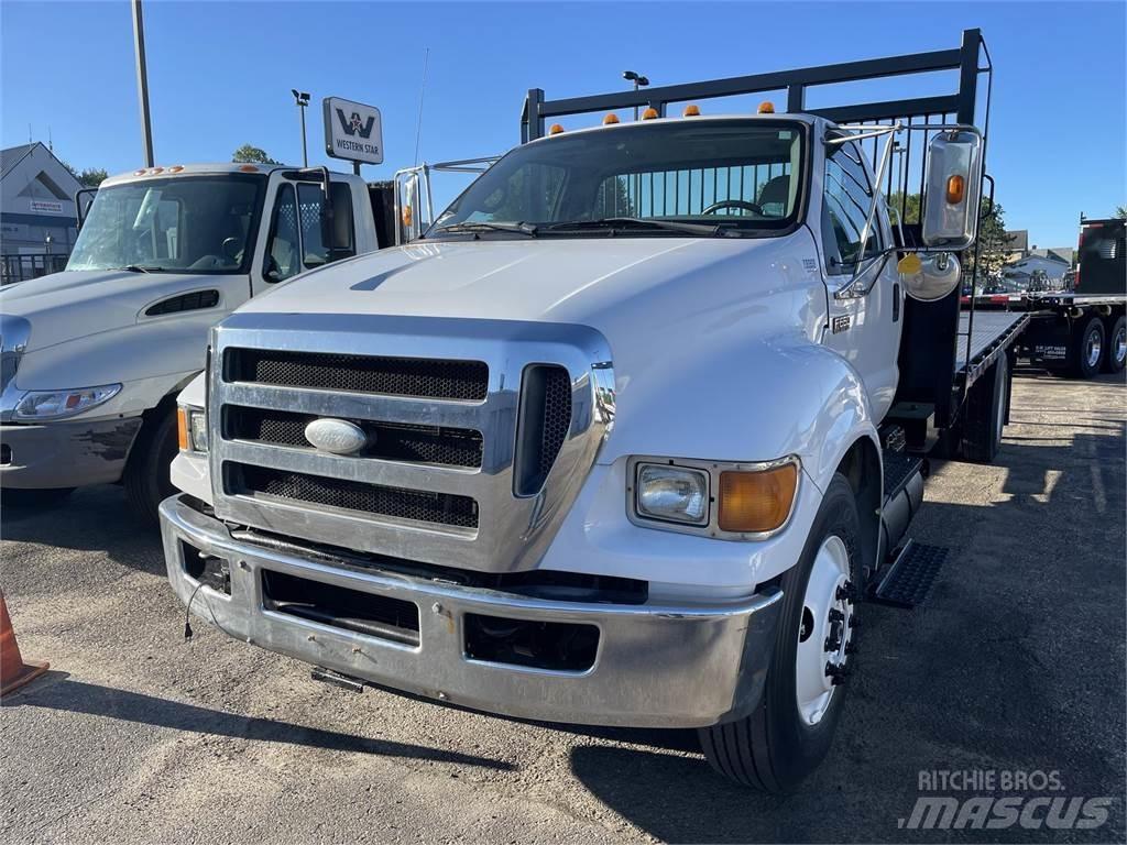 Ford F650 شاحنات أخرى