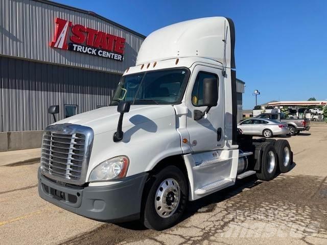 Freightliner Cascadia وحدات الجر