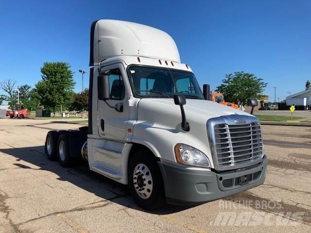Freightliner Cascadia وحدات الجر
