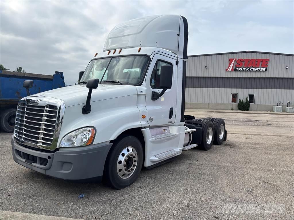 Freightliner Cascadia وحدات الجر
