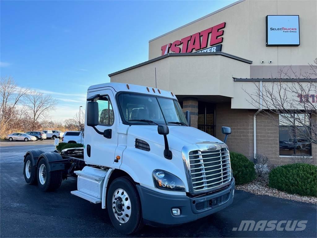 Freightliner Cascadia وحدات الجر