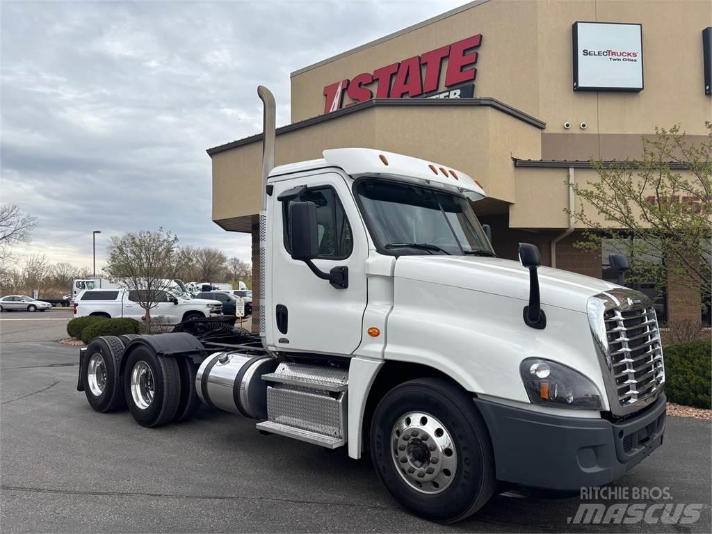 Freightliner Cascadia وحدات الجر