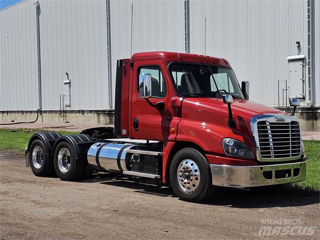 Freightliner Cascadia وحدات الجر