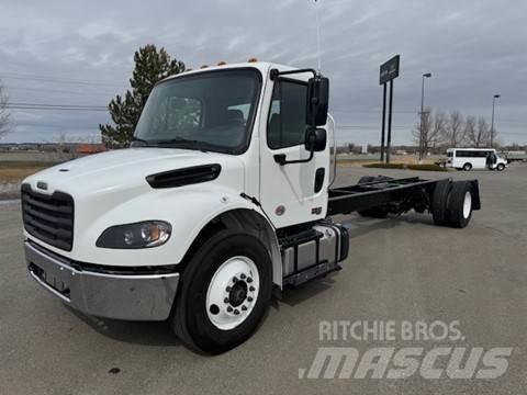 Freightliner M2 106 وحدات الجر
