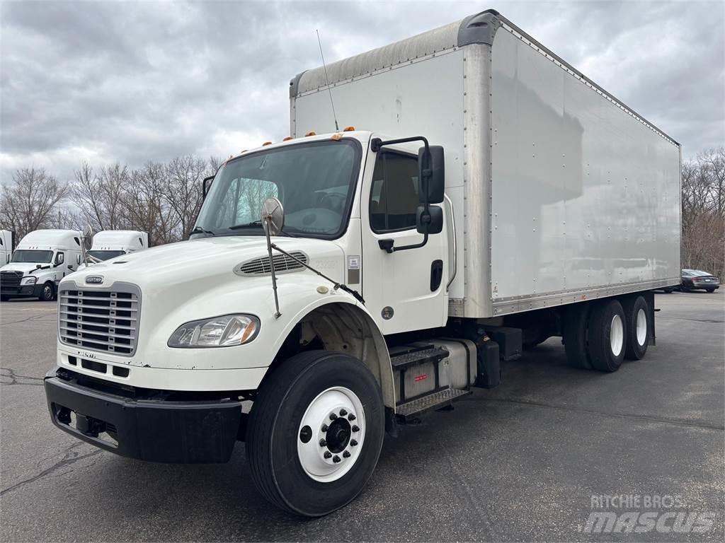 Freightliner M2 106 شاحنات ذات هيكل صندوقي