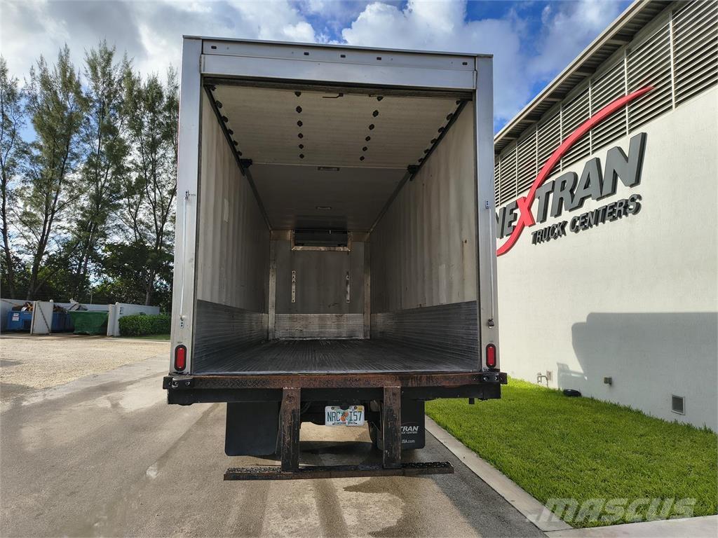 Hino 268A شاحنات ذات هيكل صندوقي