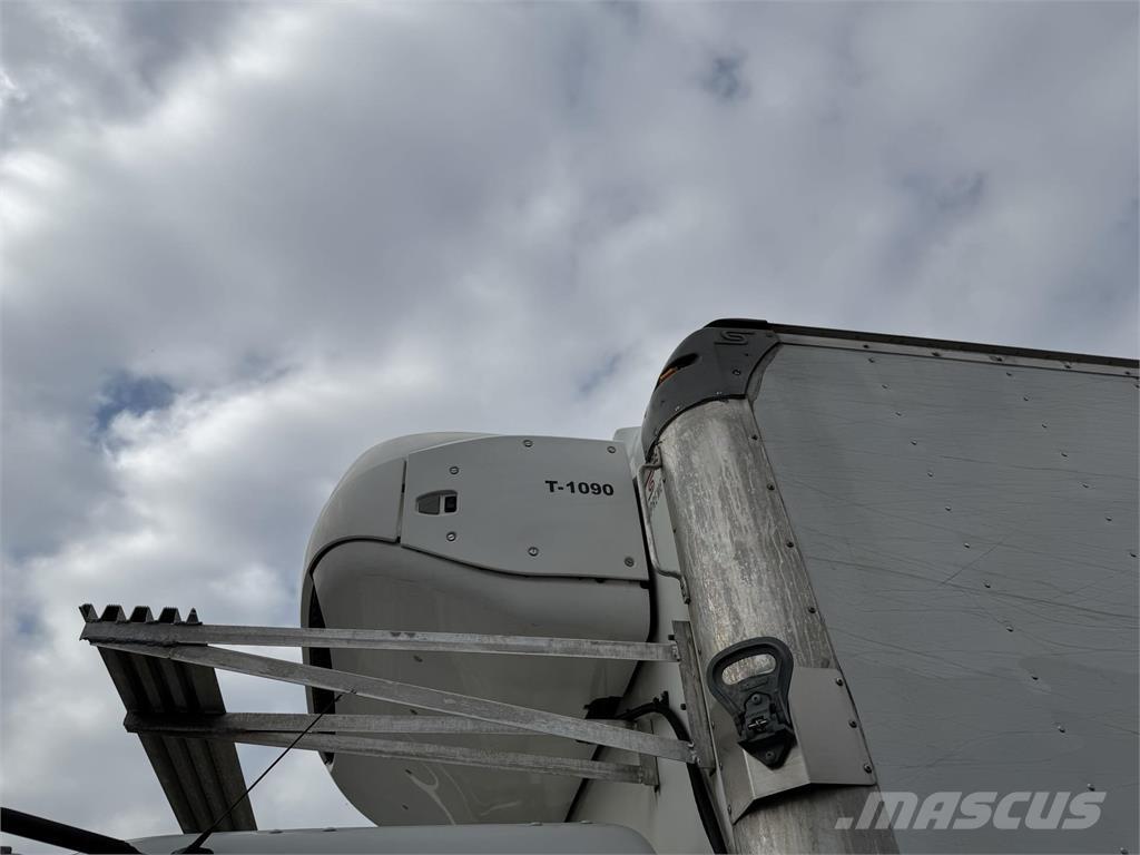 Hino 268A شاحنات ذات هيكل صندوقي