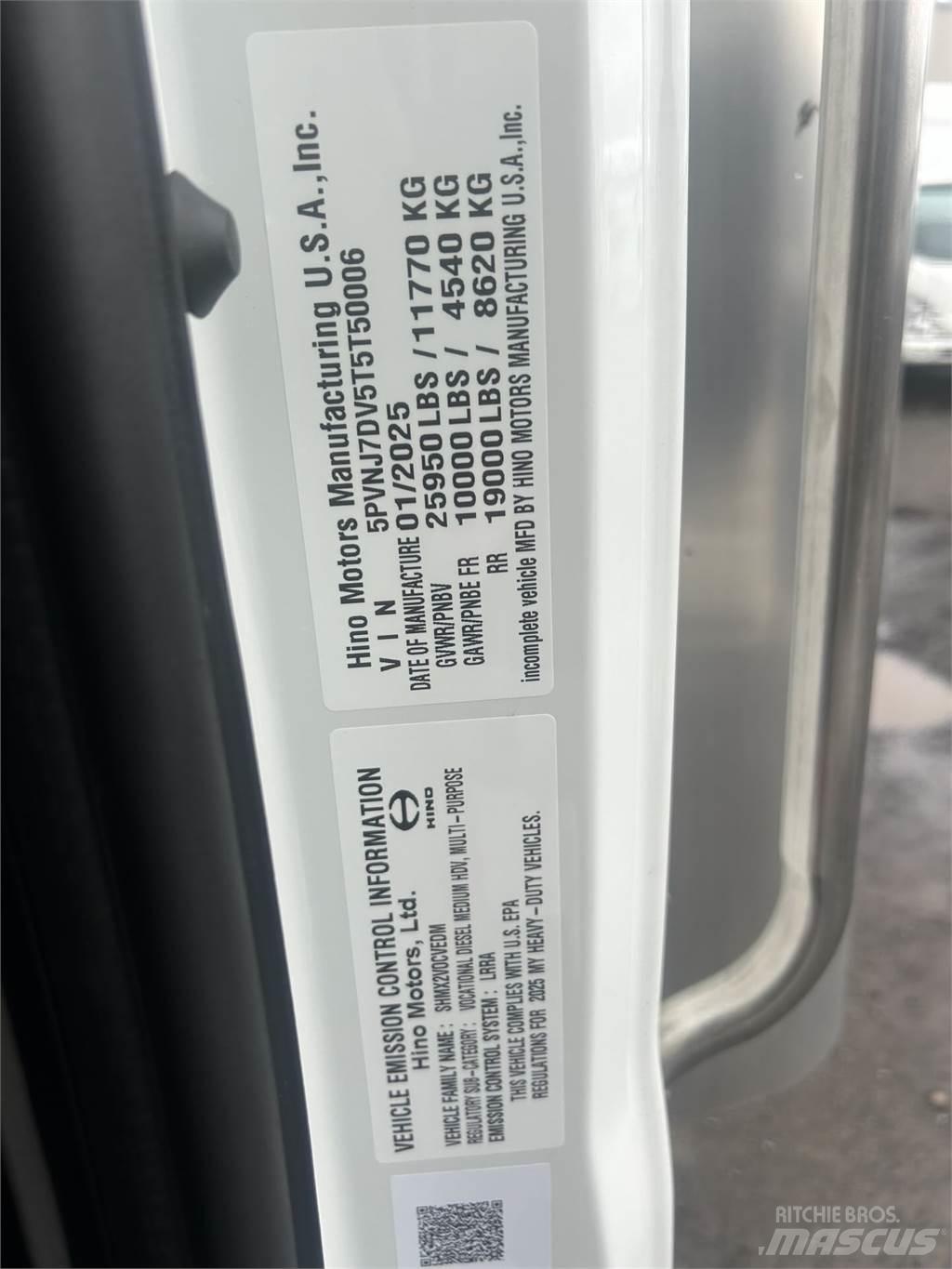 Hino L6 شاحنات ذات هيكل صندوقي