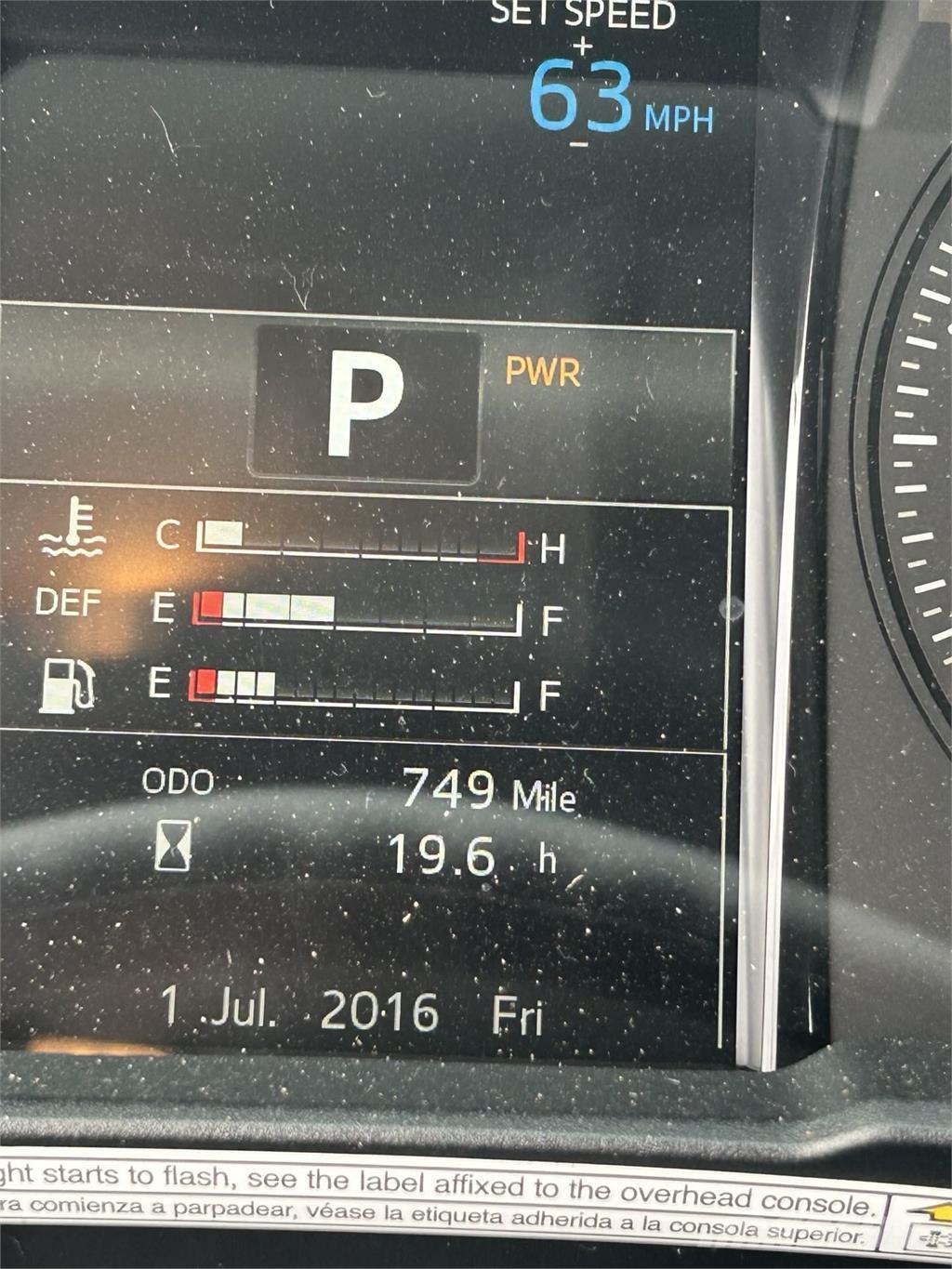 Hino L6 شاحنات ذات هيكل صندوقي