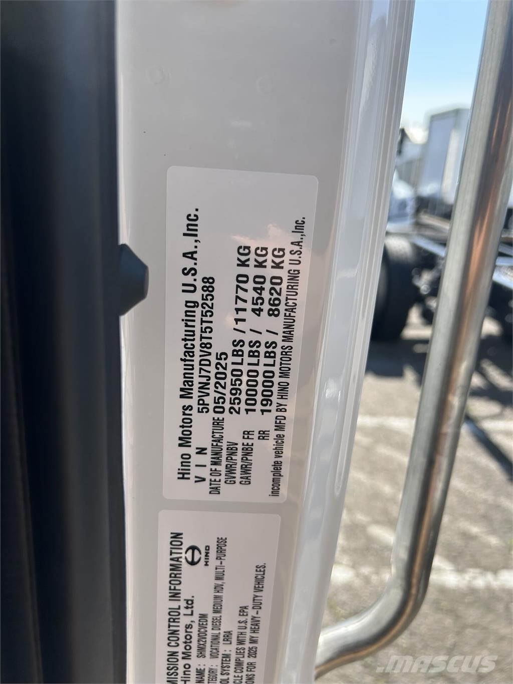 Hino L6 شاحنات ذات هيكل صندوقي