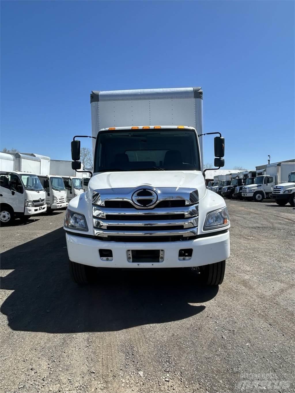 Hino L6 شاحنات ذات هيكل صندوقي