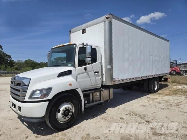 Hino L6 شاحنات ذات هيكل صندوقي