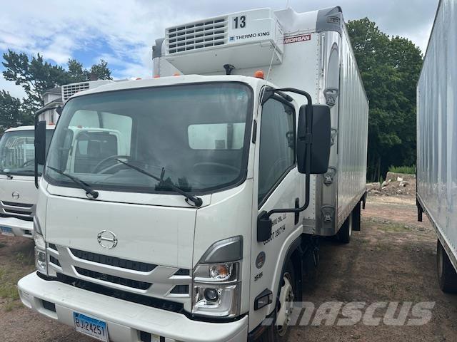 Hino S5 شاحنات ذات هيكل صندوقي
