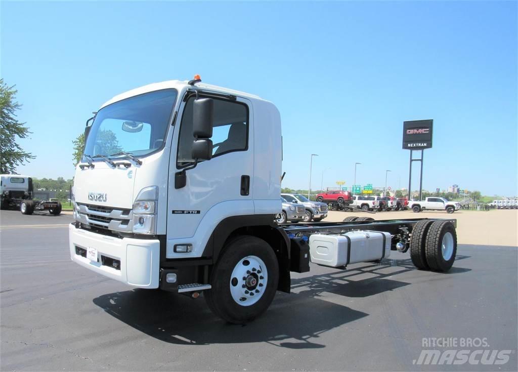 Isuzu FTR Diesel شاحنات بمقصورة وهيكل