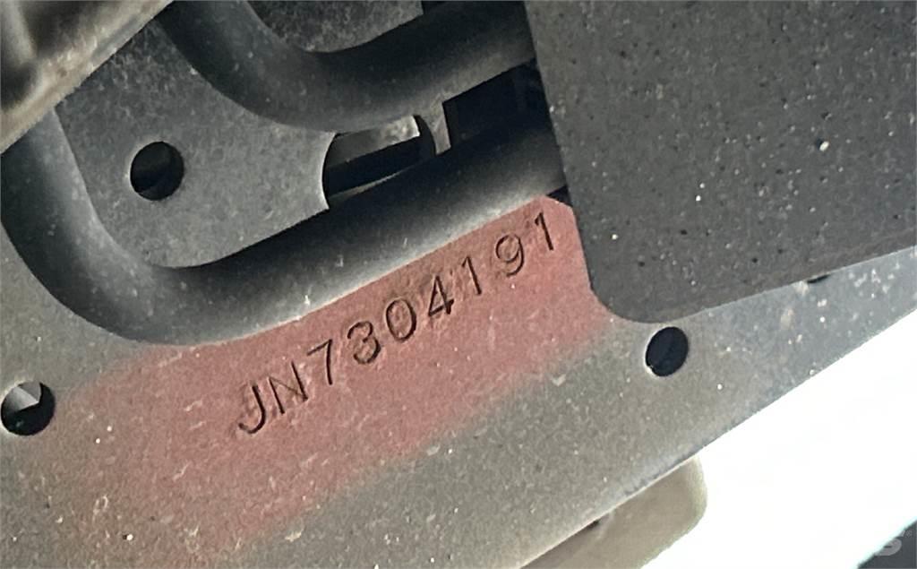 Isuzu NPR شاحنات ذات هيكل صندوقي