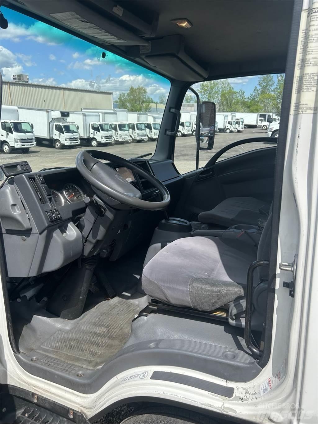 Isuzu NPR HD شاحنات ذات هيكل صندوقي