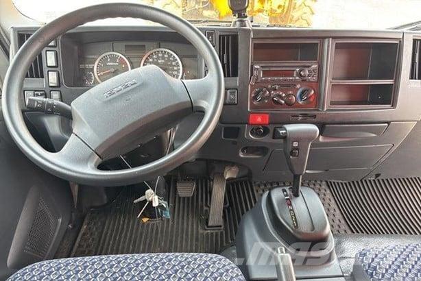 Isuzu NPR HD شاحنات ذات هيكل صندوقي