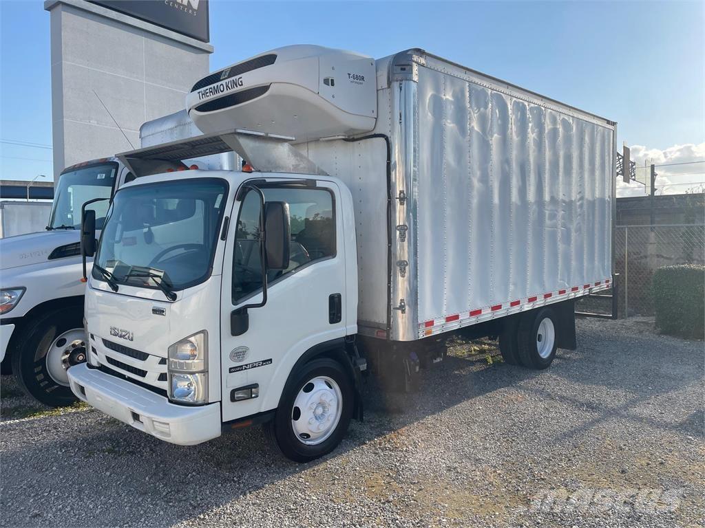 Isuzu NPR XD شاحنات ذات هيكل صندوقي