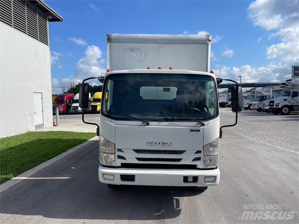 Isuzu NQR شاحنات ذات هيكل صندوقي