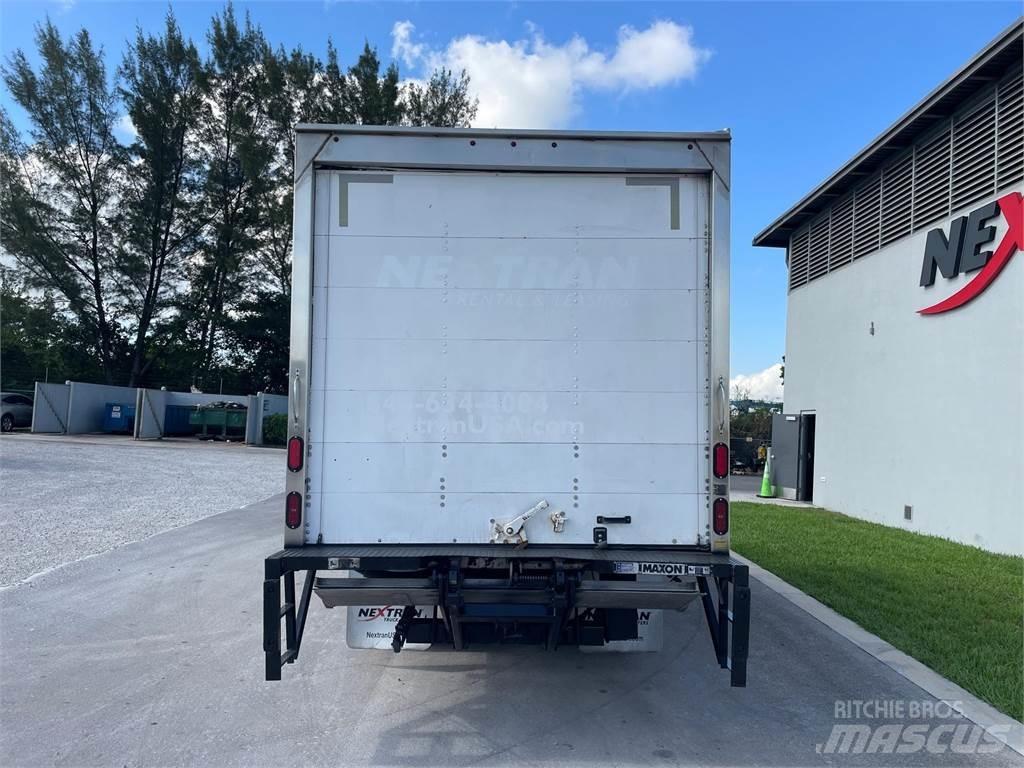 Isuzu NQR شاحنات ذات هيكل صندوقي