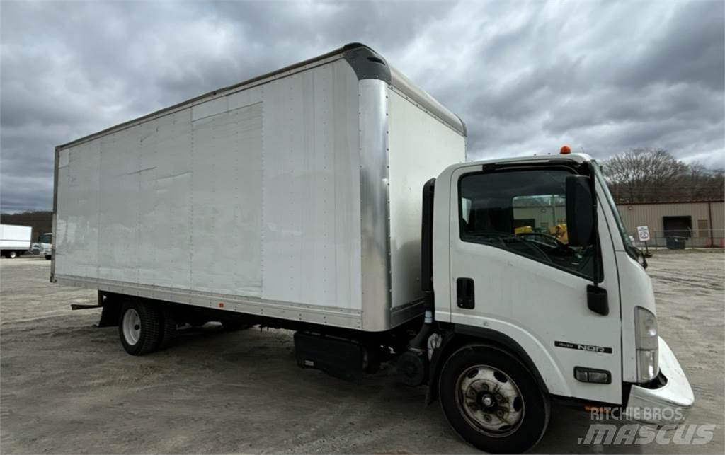 Isuzu NQR شاحنات ذات هيكل صندوقي