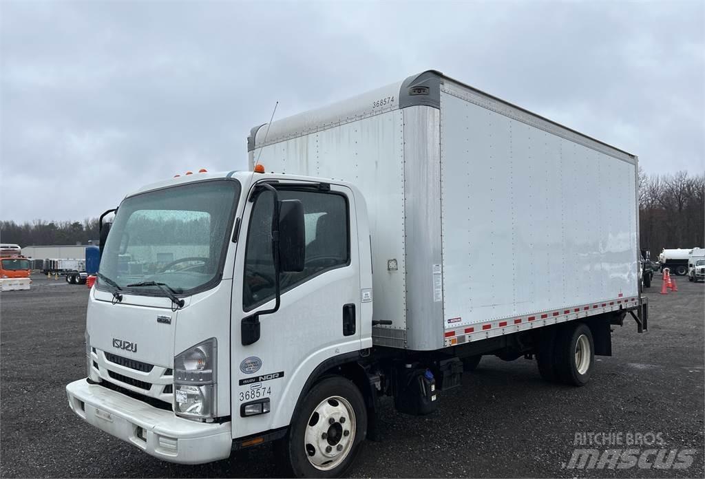 Isuzu NQR شاحنات ذات هيكل صندوقي