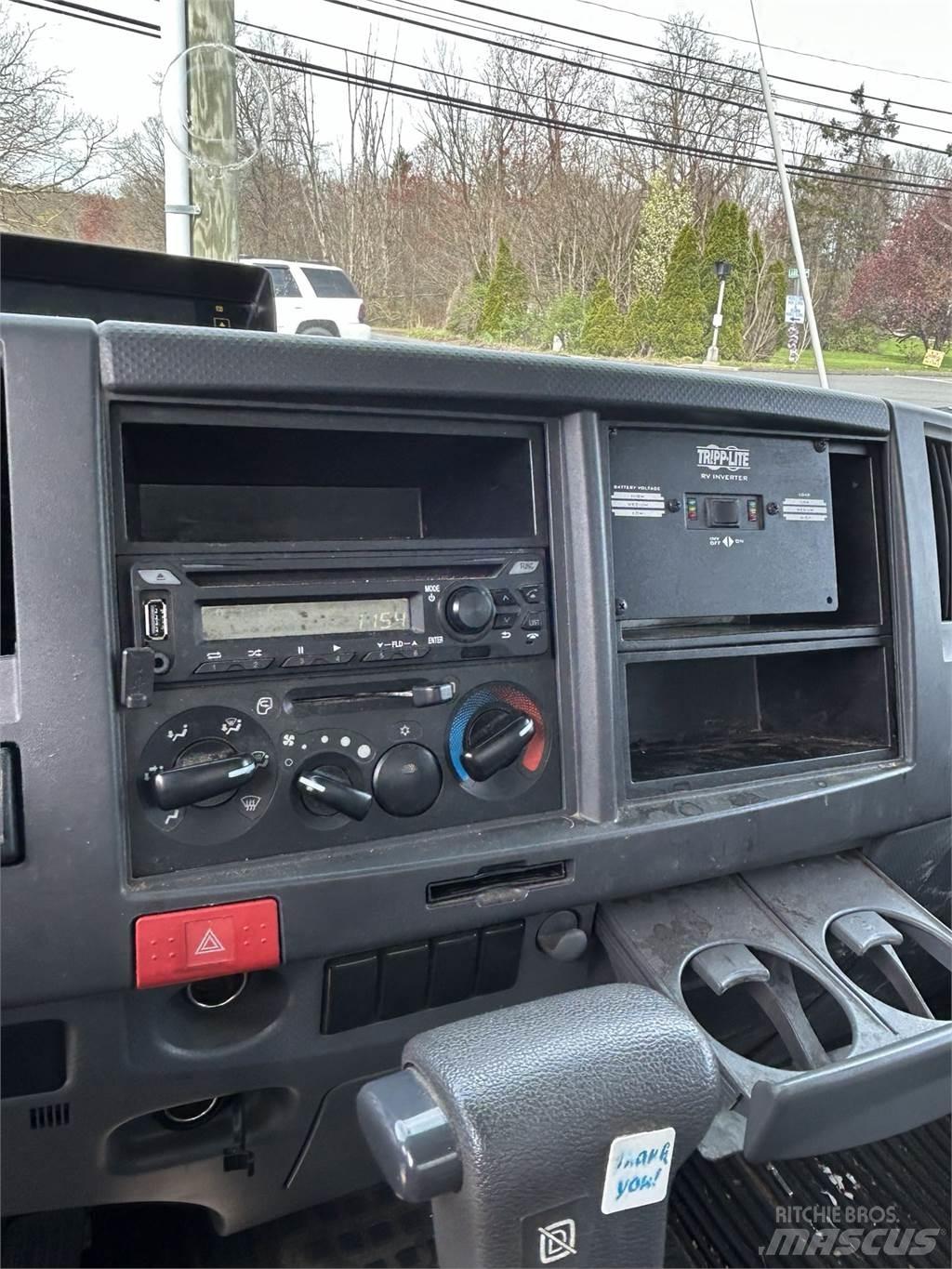 Isuzu NRR شاحنات أخرى