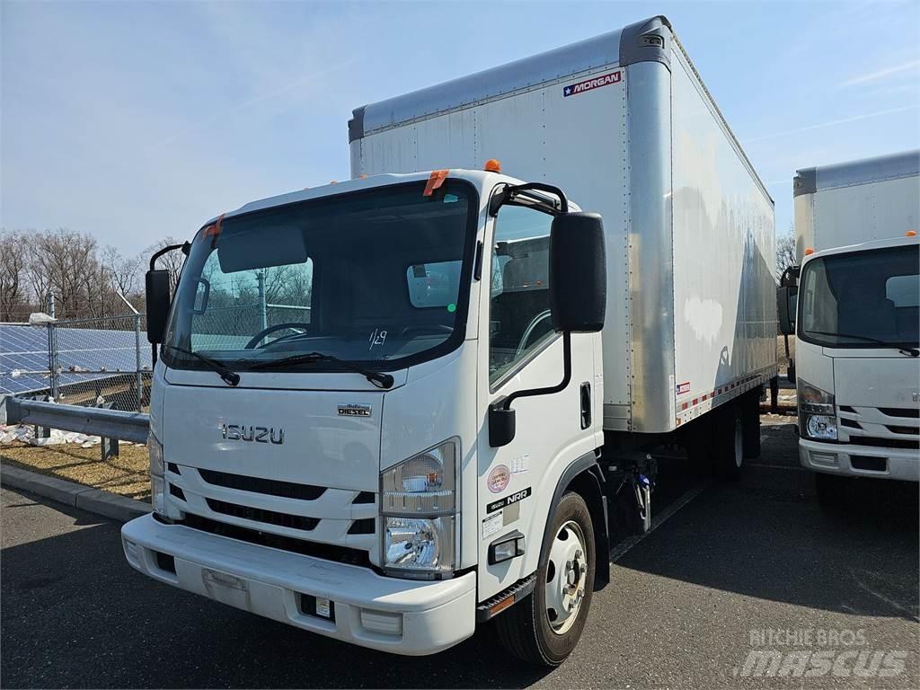 Isuzu NRR شاحنات ذات هيكل صندوقي