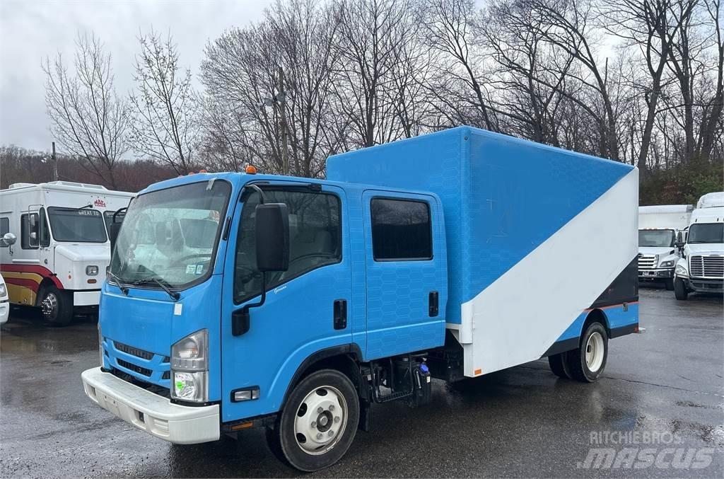 Isuzu NRR شاحنات ذات هيكل صندوقي
