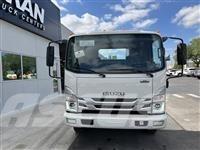 Isuzu NRR-3U354 شاحنات بمقصورة وهيكل