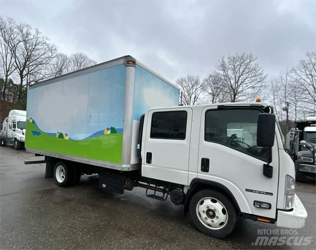 Isuzu NRR DC شاحنات ذات هيكل صندوقي