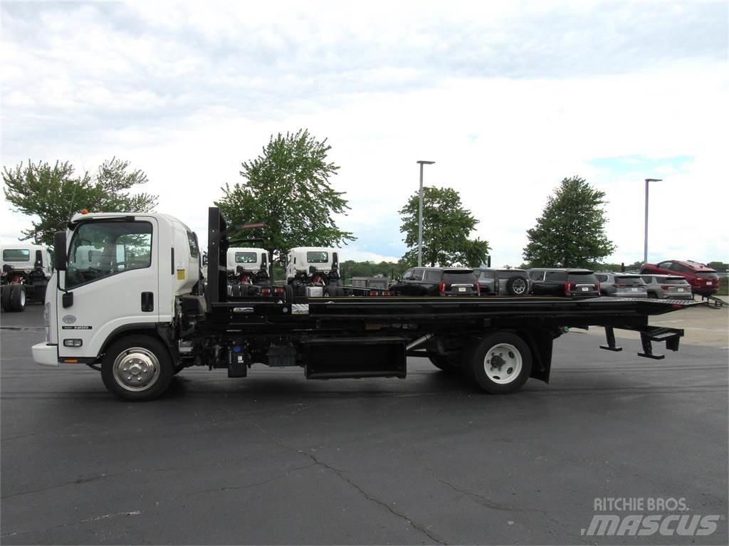 Isuzu NRR Diesel شاحنات بمقصورة وهيكل