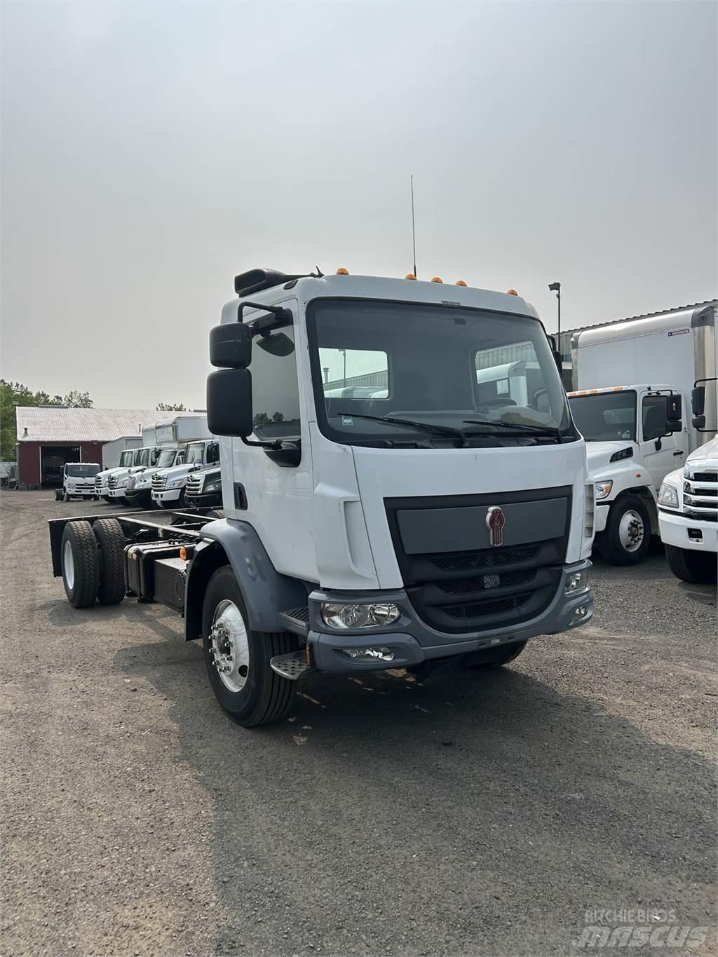 Kenworth K270 شاحنات بمقصورة وهيكل