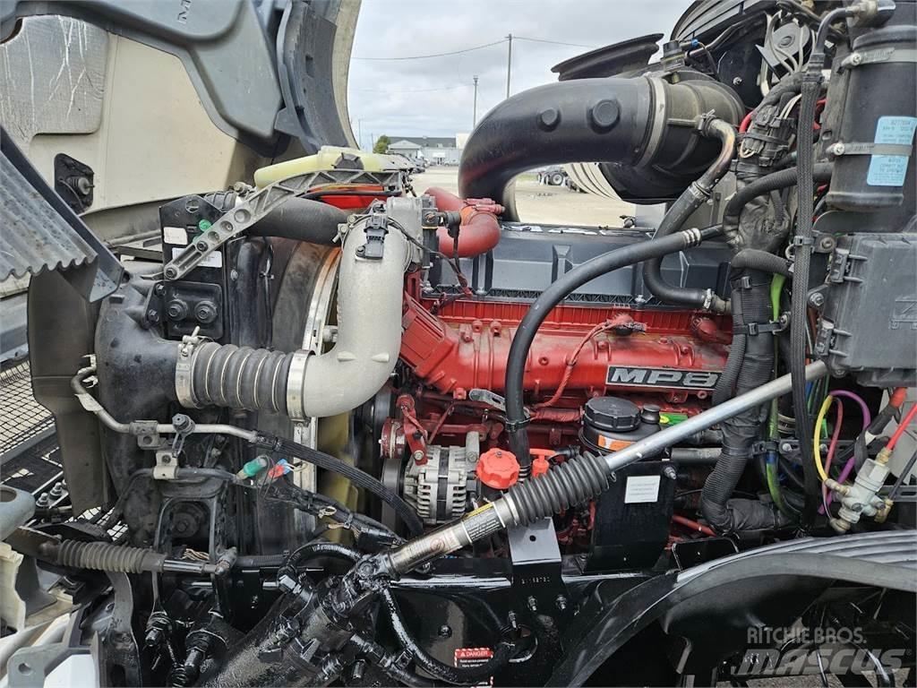 Mack AN64T وحدات الجر