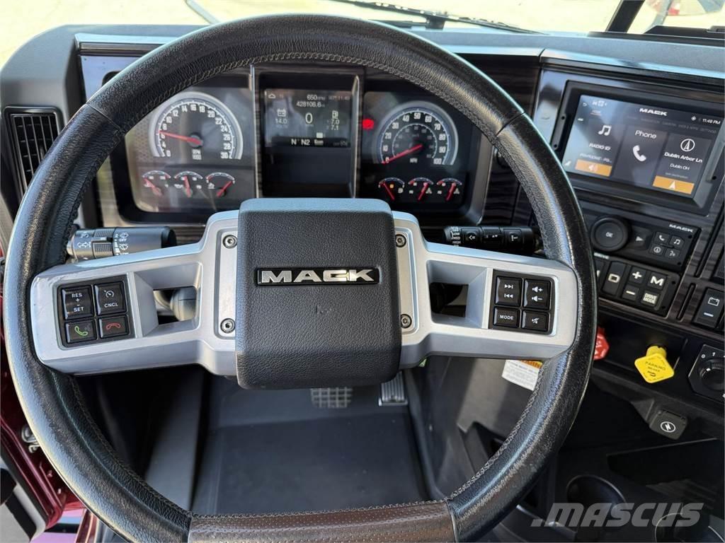 Mack AN64T وحدات الجر