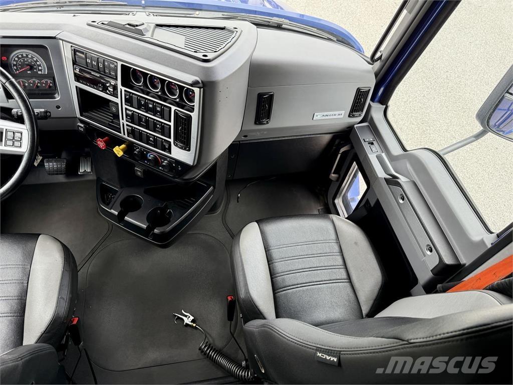 Mack AN64T وحدات الجر