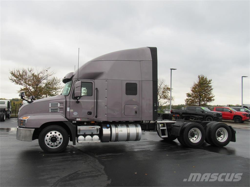 Mack AN64T وحدات الجر