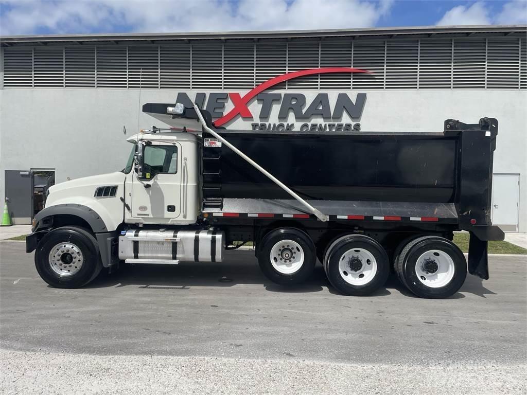 Mack GR64F شاحنات قلابة