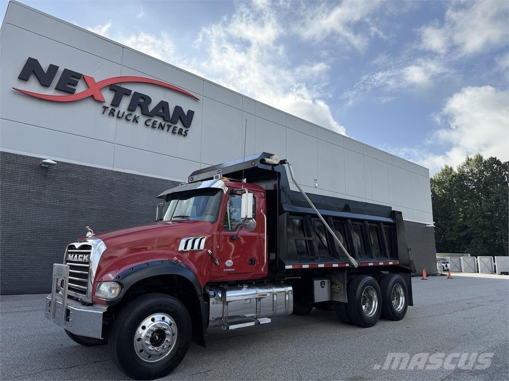 Mack GR64F شاحنات قلابة